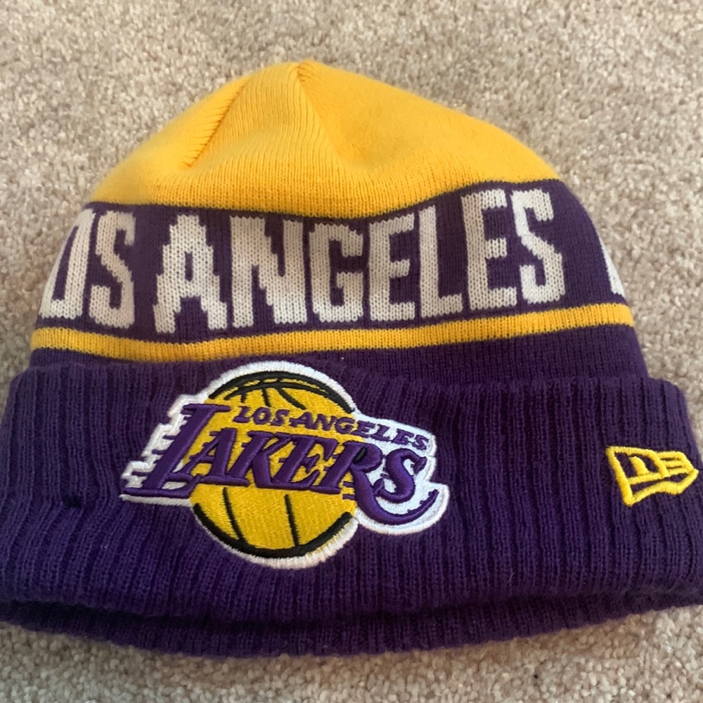 Super nice LA Lakers beanie